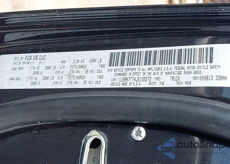 2018 Ram 1500 Big Horn 4X4 6'4 Box z USA, uszkodzony, nr VIN 1C6RR7TT4JS135572